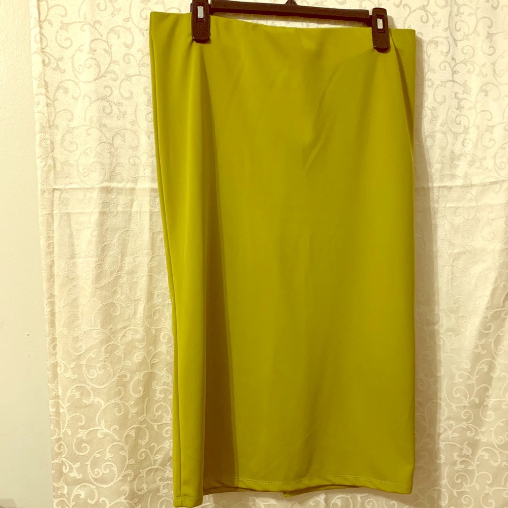 Stretch knit midi pencil skirt.